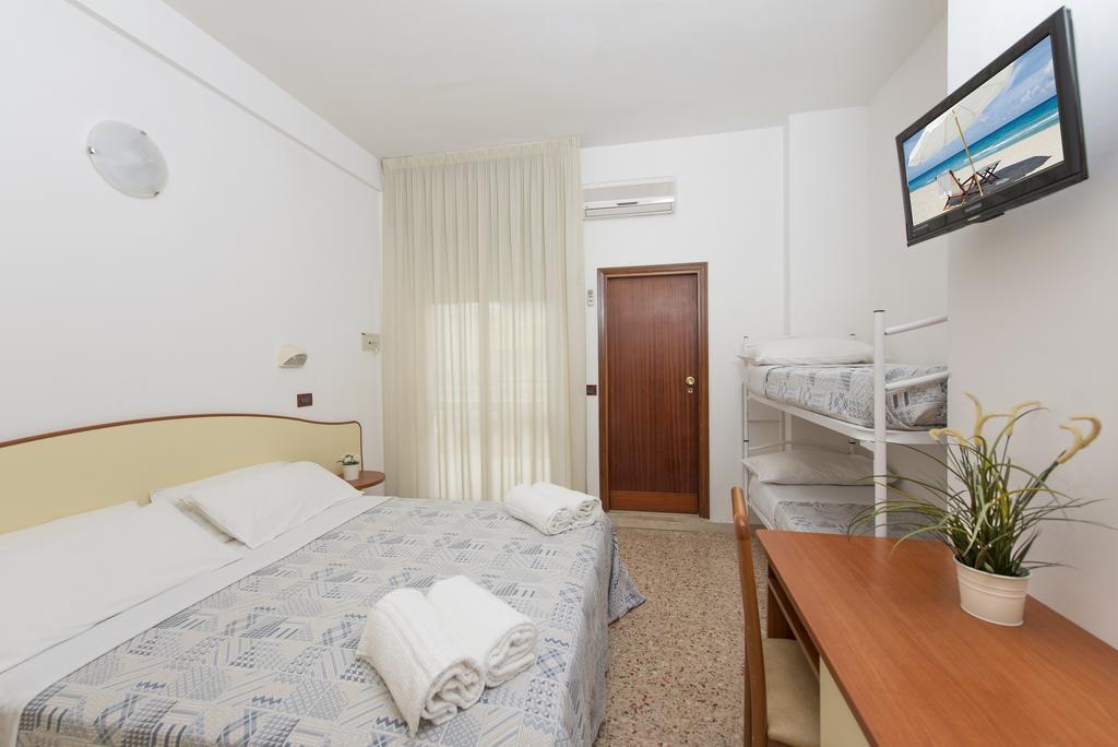 Hotel Mario Cesenatico Ngoại thất bức ảnh