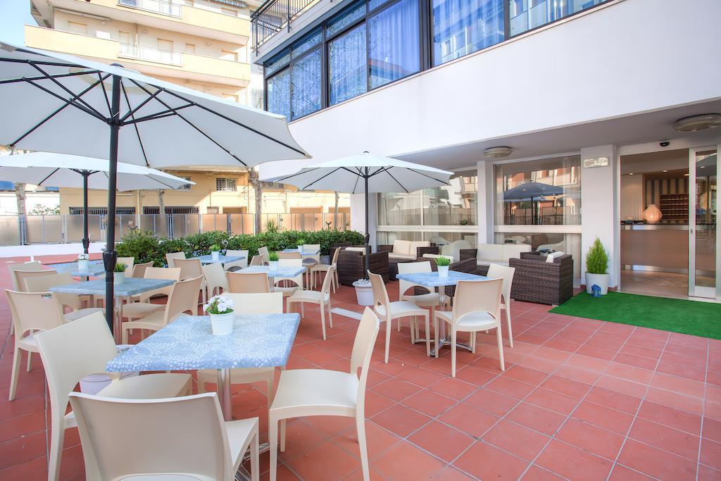 Hotel Mario Cesenatico Ngoại thất bức ảnh